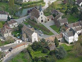 An aerial view of La Chapelle-Rablais