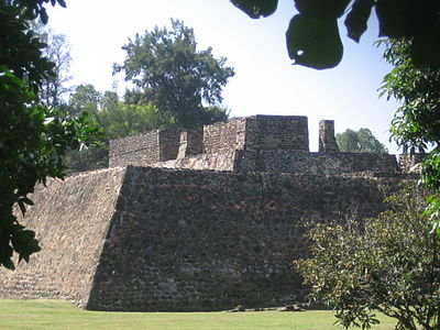 Templo mayor de Teopanzolco, el cual soporta dos templos, el de Tláloc y el de Huitzilopochtli.