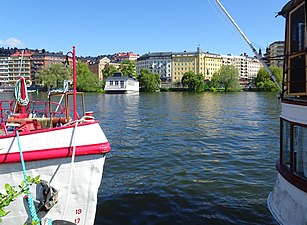 Liljeholmsviken sedd från Liljeholmshamnen, här ungefär låg första Liljeholmsbron.