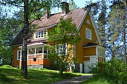 Una casa tradicional finlandesa de principios del siglo XX en Jyväskylä