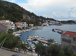 Pohled na Drašnici a přístav