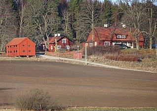 Svalsta, Grödinges gamla prästgård.