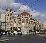 Heliga Treenighetens kyrka i Pireus.