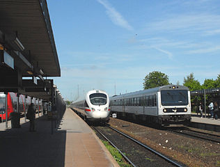 DSB ICE and DSB MR 4067 at Køge Station.