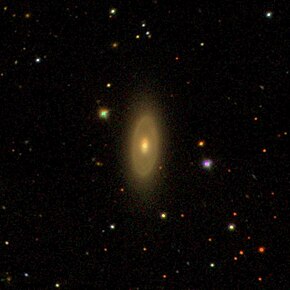 NGC 374, snímek z SDSS