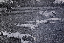 Filipino KIA in field, 1899 1.jpg