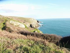 Plogoff : les falaises à l'est de Feunteun Aod