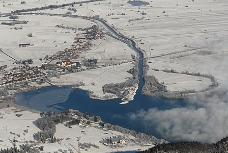 Mündung der Loisach in den Kochelsee bei Schlehdorf.