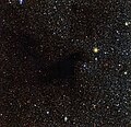 Nebula gelap LDN 483 terletak kira-kira 700 tahun cahaya jauh di dalam buruj Serpens (Ular).[5]