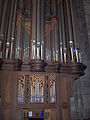 Organ on the side wall