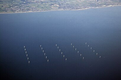 Die North Hoyle-windplaas in Liverpoolbaai is in 2003 as Engeland se eerste groot hernubare energieprojek op see in bedryf gestel