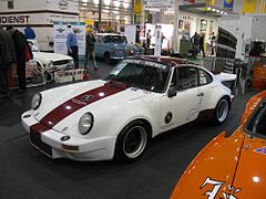 Porsche 911 Kremer Racing (5472123733).jpg