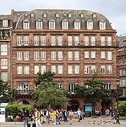 Historical building, 9 place Kléber, Strasbourg (north view).
