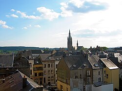 Udsigt over Arlon med Skt. Martins Kirke i baggrunden.