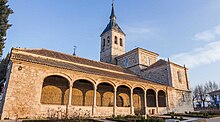 Iglesia Parroquial Asunción de Nuestra Señora, en la plaza del Sol, de Torres de la Alameda. Es una iglesia grande de estilo renacentista, tiene un atrio porticado con arcos y una torre con campanario y chapitel.