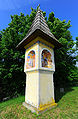English: Alcove wayside shrine at the side road to Rauth Deutsch: Nischenbildstock an der Straßenabzweigung nach Rauth