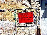 Khardung La - Highest Souvenir Shop in the World sign