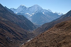 Luza, Kangtega and Thamserku mountain peaks, Machhermo, Nepal.jpg