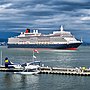 Thumbnail for File:Vancouver (BC, Canada), Vancouver Harbour Flight Centre und Kreuzfahrtschiff "Queen Elizabeth" -- 2022 -- 171858.jpg