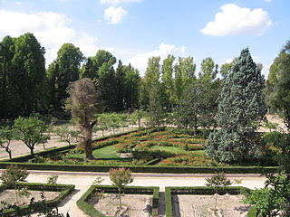 Vista desde el Templete de la Montaña Rusa del Jardín del Príncipe / View from the Bandstand of the Russian Mountain of the Prince's Garden