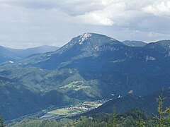 Blick vom Brucker Hochanger nach Südosten über das Murtal auf den Hochlantsch