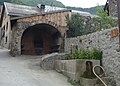 Anciens four et bassin-lavoir aux Angelas.