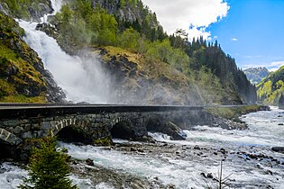 Låtefossen, Odda