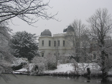 De Oude Sterrewacht in de winter