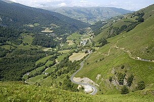 Sainte-Engrâce et la vallée d'Uhaïtxa, dans les Pyrénées. (définition réelle 1 776 × 1 181)
