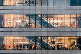 Building in Paulista Avenue.jpg