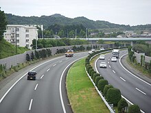 Kyushu-expwy-kurume-korauchi.jpg