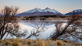 Lake Clearwater, Canterbury, New Zealand 02.jpg