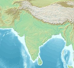 چمپانیرپاوا گڑھ آثار قدیمہ پارک is located in South Asia