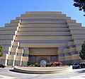 A California Department of General Services épülete, West-Sacramento, CA