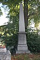 Tomba di Sir Walter Raleigh Gilbert, Kensal Green Cemetery