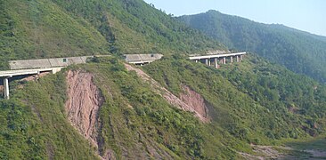 Highway near Mojiang - panoramio.jpg