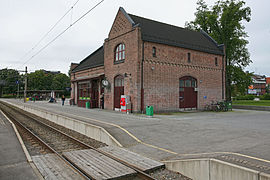 Foto eines Bahnhofsgebäudes