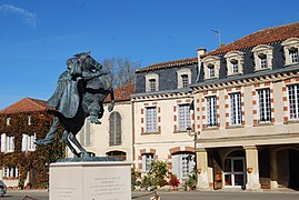 Place d'Artagnan. LUPIAC, Gers.jpg