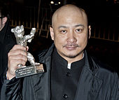 Quan'an Wang, Orso d'argento per la migliore sceneggiatura nel 2010 per Apart Together