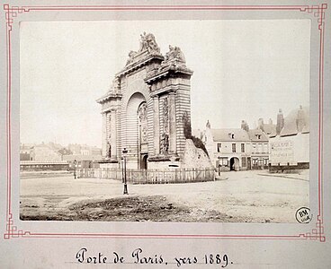 Porte de Paris en 1889 avant restauration