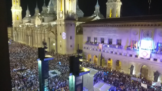 Pregón de fiestas desde el balcón del ayuntamiento de Zaragoza