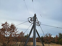 Pylone des feeders de l'émetteur RMC de Roumoules.jpg