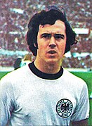 Franz Beckenbauer (1975).jpg