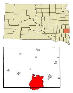 上: サウスダコタ州におけるミネハハ郡の位置 下: ミネハハ郡におけるスーフォールズの市域の位置図