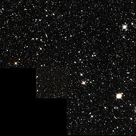 Partie centrale de la galaxie naine du Dragon vue par le télescope spatial Hubble.