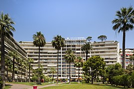 Le Grand Hôtel, 45, 47 boulevard de la Croisette.