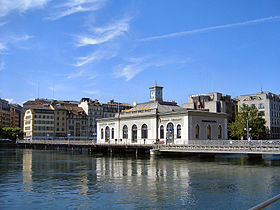 Vue du pont depuis la rive droite avant les travaux de rénovation (2004).