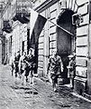 Revolta de Varsóvia: soldados poloneses em ação, 1º de agosto de 1944