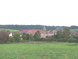 Chauvency-St-Hubert, vue du village depuis la route de Nepvant