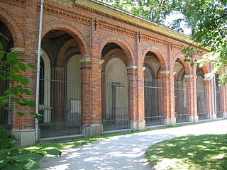 Arkaden am Alten Nordfriedhof